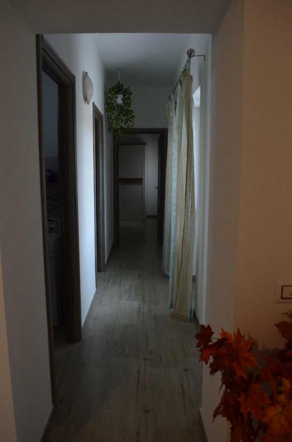 Appartamento Vacanza Da Luisa San Giovanni Suèrgiu Exterior foto