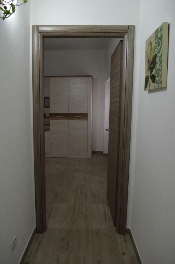 Appartamento Vacanza Da Luisa San Giovanni Suèrgiu Exterior foto