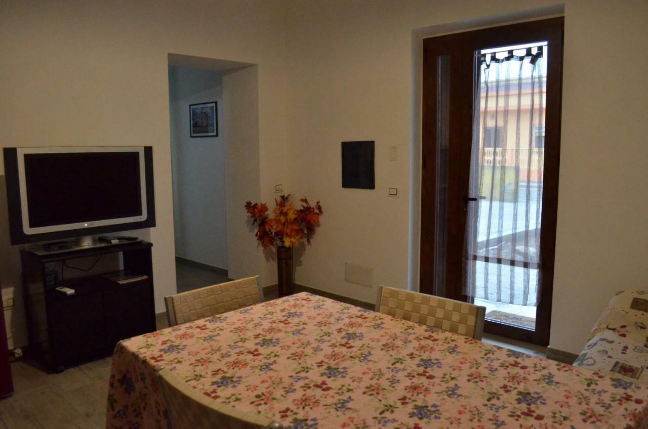 Appartamento Vacanza Da Luisa San Giovanni Suèrgiu Exterior foto