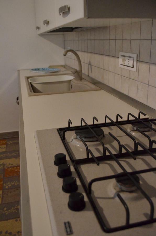 Appartamento Vacanza Da Luisa San Giovanni Suèrgiu Exterior foto